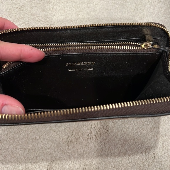 Burberry wallet - Picture 5 of 8